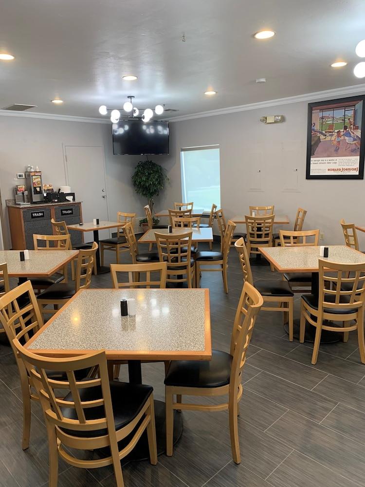 Howard Johnson By Wyndham Oklahoma City Okc Airport, Fairgrounds, I40 Ngoại thất bức ảnh