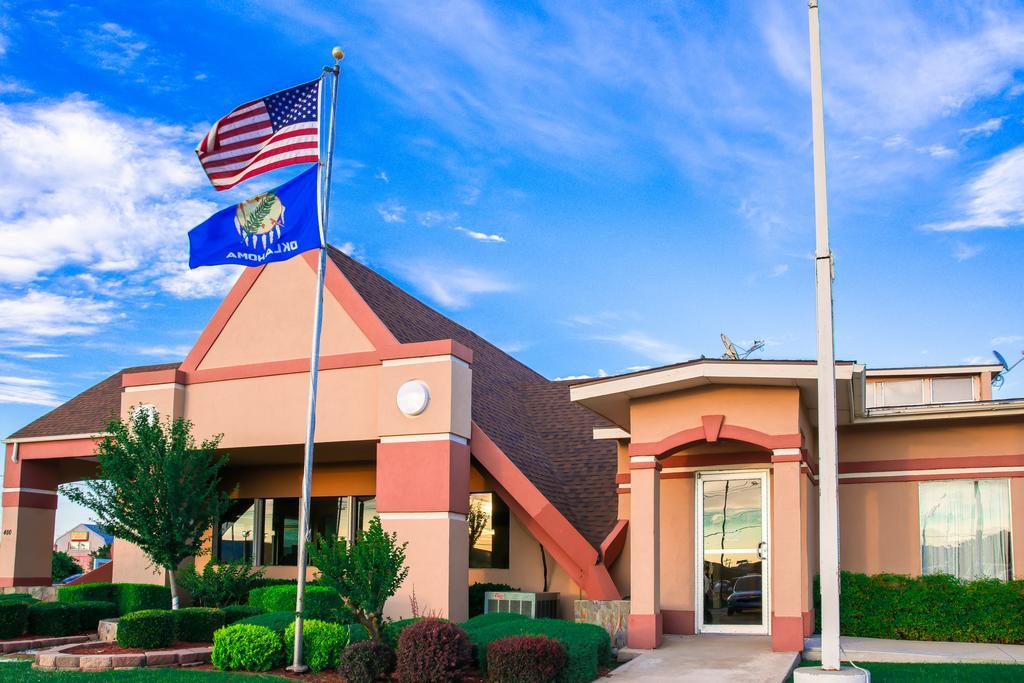 Howard Johnson By Wyndham Oklahoma City Okc Airport, Fairgrounds, I40 Ngoại thất bức ảnh